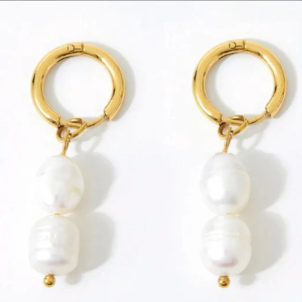 Hoop pearl earrings A993